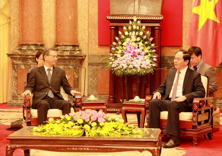 Президент Вьетнама Чан Дай Куанг принял послов России и Японии - ảnh 2